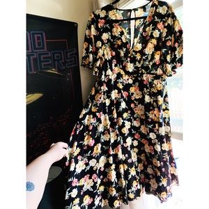 Torrid // Floral Maxi Dress // Black